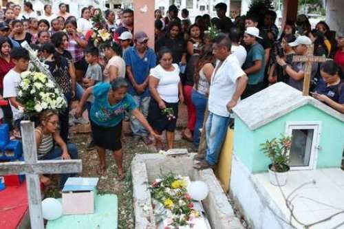 Se paraliza pueblo por funerales de Aitana Betsabé por su trágica muerte en elevador del IMSS